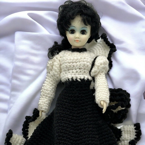 Scary Creepy Doll Sleepy Eyes Plastic 15" Doll w/Crocheted Dress Purse Cape Core - Picture 1 of 10